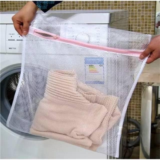 用洗衣机时衣服总缠绕一起？只需简单一招，衣服再也不打结！