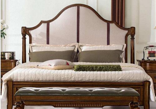 布艺床和实木床哪个好，哪个品牌的床适合选购