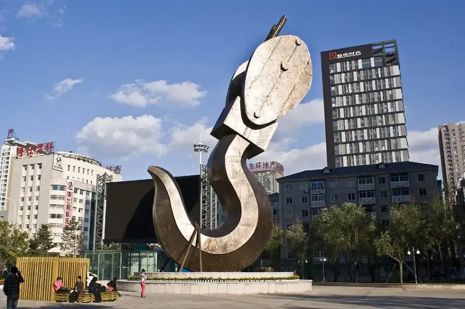 西风正劲择稀贵之地而居之让生活充满阳光