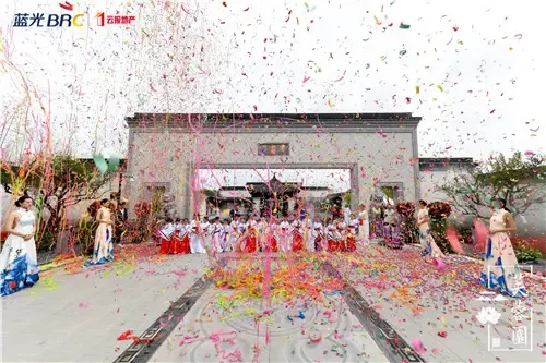 示范区华美绽放 尽显中式园林意境