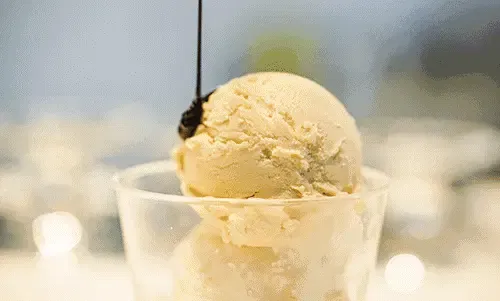 世上 能治愈人心就是美食 夏天, 诱惑人的美食 非冰淇淋莫属 热浪滚滚