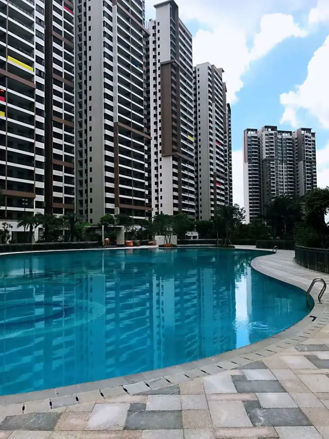 珑城半山在售16栋113120平洋房13000元方