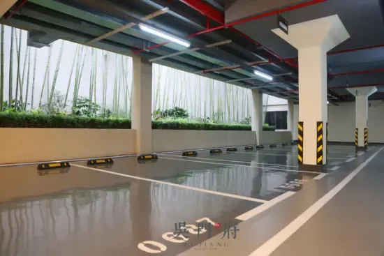 吴门府的地下车库采用全通透采光井将清风与阳光自然地引入地下,颠覆