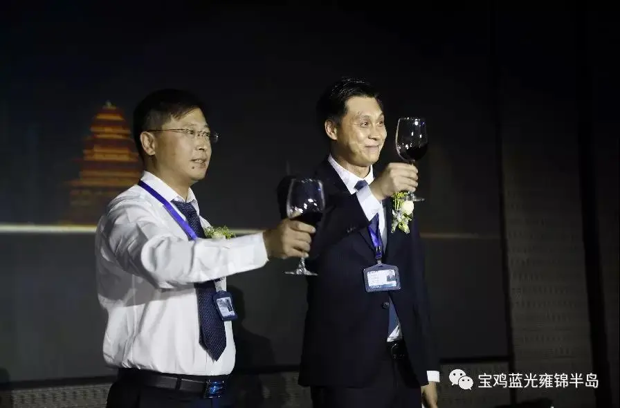 万晟·荣曜景城4.02分