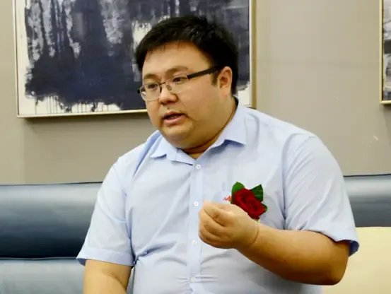 现代筑美家居逆风展翅再续高速辉煌