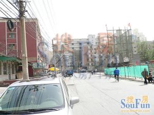 信德园电梯板楼中高楼层