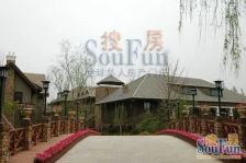 麦卡伦地4室2厅南北
