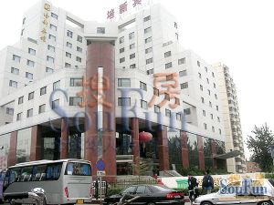 广渠门北京上舍双卧客厅朝南,阳光好,满五年一套有车位