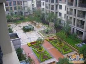 窗景还不错,桂花城南北通透户型,不临街安静不吵