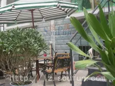 小区绿化高,户型三室两厅紧凑户型,看房随时可看,