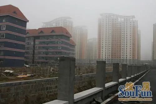 小区相关图