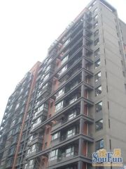金隅七零九零带电梯正规三居室满五唯一看房方便