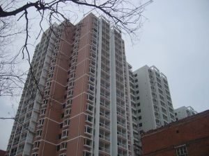 翡翠城1室2厅东