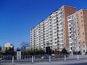澳林春天电梯板楼西边户奥森西侧满五唯一