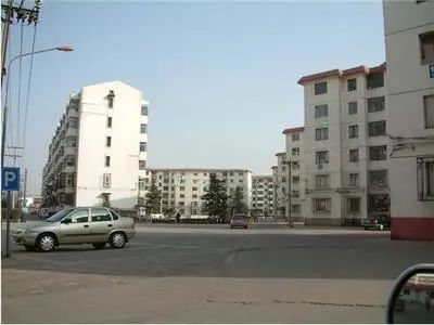 小区相关图