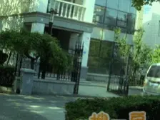 高档社区,顶加阁带车库,不临街