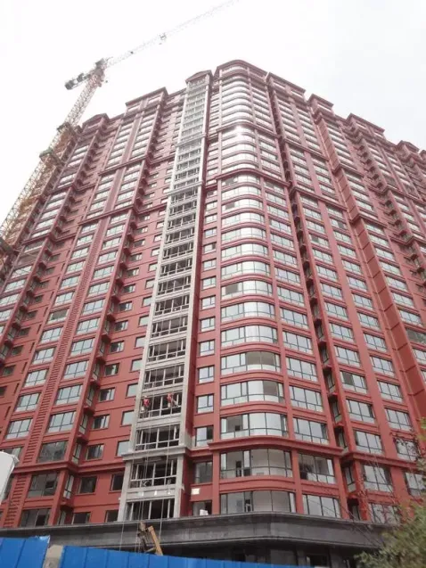 紫金城两室大明厅26楼114米仅售147万装修好拎包入住小区8号楼