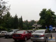 地坛北里全明三居室中间楼层诚心出售看房方便