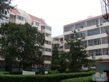 2000年次新房,电梯南向大三居带客厅,精装带车位