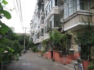 汽修一厂宿舍3室1厅南北