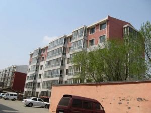 植物园地铁口 家和小区 四楼 停车方便 近附院 税费低