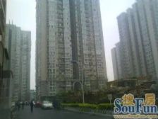远见名苑商品房一居室落地飘窗满五年诚意出售