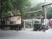 房龄新,近万达商圈,地铁4号线