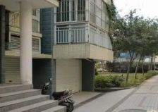 蓝河湾次顶层 宽阔视野 大面宽 采光面大进光充足!