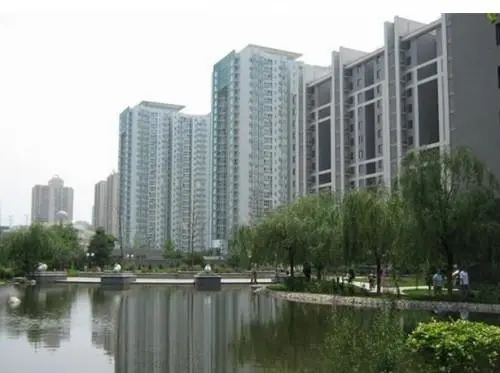  ��Է��԰����԰1��1��1��������5600.00Ԫ/�³��� 