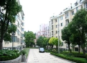 车公庄 精装三年一居室 省去装修成本 4地铁交汇