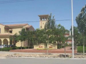 阳光诺卡二期4室2厅南北