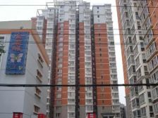 精装修,正规大两居,东向采光好,户型好