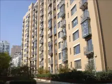 05年封闭园区,人车分流,中间排,南北通透两室