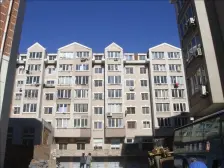 马栏无坡南北通透,户型规矩,诚心出售。