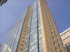 西岗区新开路金宸国际1室1厅精装修中间楼层视野开阔