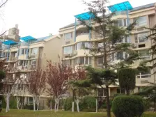 弘基一期,两室南北通透户型,阳台面积大