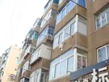 急售好位置六楼非顶格局好无坡不把边两室一厅