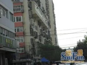 什坊街2号院1室1厅东南
