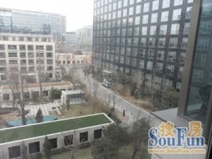 金融街参政胡同19号院朝南两居室诚心出售