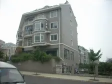 东港华乐临街旺铺,年租金38万,车位充足,理财*