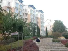 业主诚心出售,三期地暖,南北通透户型 价钱可议!