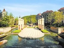 明秀山庄A区 4室2厅 南 北