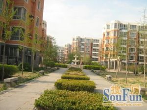 晓月中路20号院1室0厅南