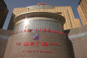 海亮广场一期 1室1厅 西北