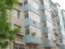 锦霞北园 三楼 三室 近地铁 近车站 近市场