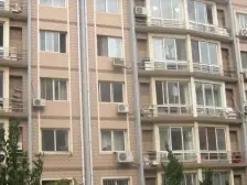 小区位置安静 中间楼层 南北通透户型