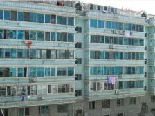 绿波商圈 大三室 采光视野好 近公交站 近市场