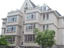 封闭小区 低楼层 南北 近市场 公交