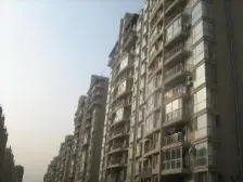 新上房源,半岛三期顶跃,清水房任意装修。