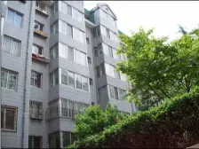 新春小区低楼层田字格户型采光好近车站學校市场